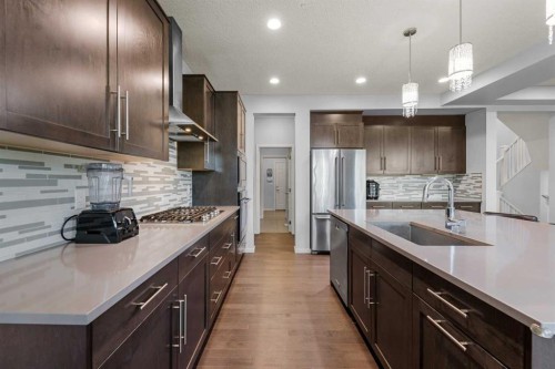 220 Walgrove Heath Se, Calgary, AB - Indoor Photo Showing Kitchen With Upgraded Kitchen