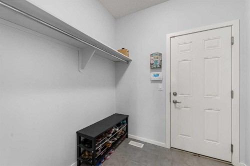 220 Walgrove Heath Se, Calgary, AB - Indoor