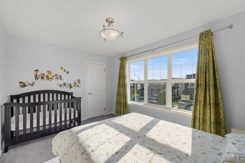 220 Walgrove Heath Se, Calgary, AB - Indoor Photo Showing Bedroom