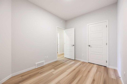 232 Belmont Park Sw, Calgary, AB - Indoor Photo Showing Other Room