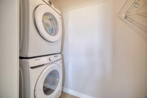 314-40 Sage Hill Walk Nw, Calgary, AB - Indoor Photo Showing Laundry Room