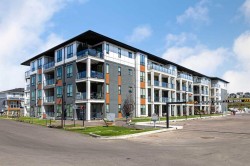 4406-15 Sage Meadows Landing NW Calgary, AB T3P 1E5