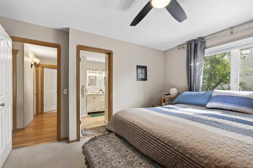 131 Cambria Road, Strathmore, AB - Indoor Photo Showing Bedroom