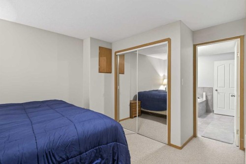 131 Cambria Road, Strathmore, AB - Indoor Photo Showing Bedroom