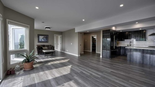57 Edelweiss Point Nw, Calgary, AB - Indoor Photo Showing Other Room