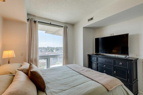 1103-817 15 Avenue Sw, Calgary, AB - Indoor Photo Showing Bedroom