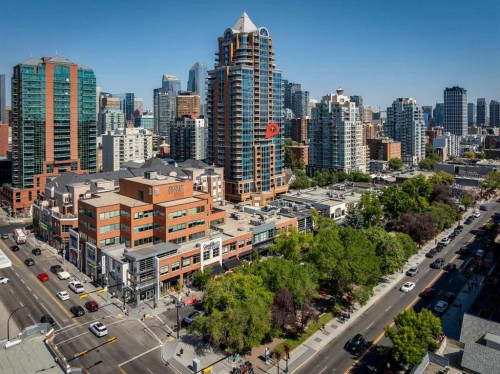 1103-817 15 Avenue Sw, Calgary, AB - Outdoor With Facade With View