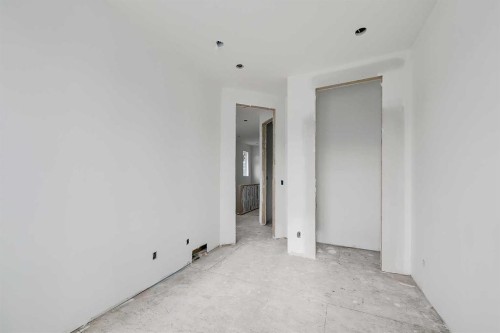 417 22 Avenue Nw, Calgary, AB - Indoor Photo Showing Other Room