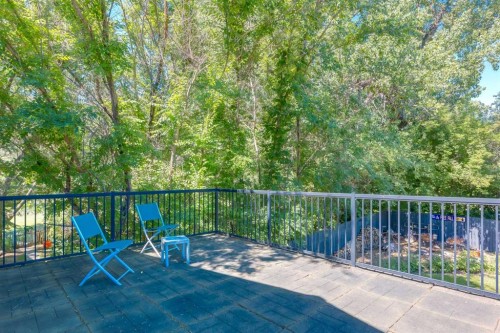 235 5 Street, Drumheller, AB - Outdoor