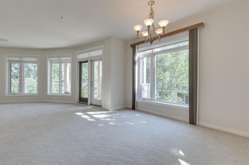 304-10 Hemlock Crescent Sw, Calgary, AB - Indoor Photo Showing Other Room