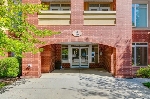 304-10 Hemlock Crescent Sw, Calgary, AB - Outdoor