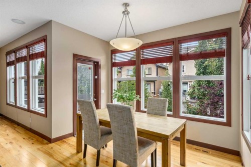 26 Mahogany Green Se, Calgary, AB - Indoor Photo Showing Dining Room