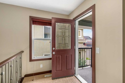 26 Mahogany Green Se, Calgary, AB - Indoor Photo Showing Other Room