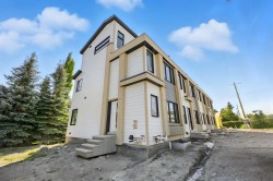 2201 32 Street SW Calgary, AB T3E 2R4