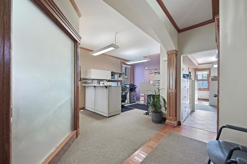 1215 14 Avenue Sw, Calgary, AB 