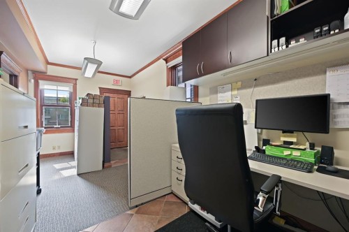 1215 14 Avenue Sw, Calgary, AB 