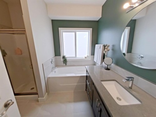 702 Fairways Drive, Vulcan, AB - Indoor Photo Showing Bathroom