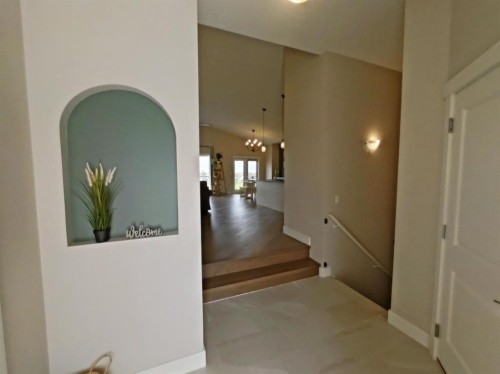 702 Fairways Drive, Vulcan, AB - Indoor Photo Showing Other Room