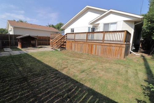 409 1 Street North, Vulcan, AB - Outdoor With Deck Patio Veranda