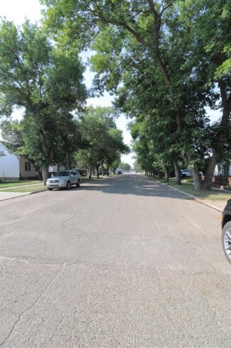 409 1 Street North, Vulcan, AB - Outdoor