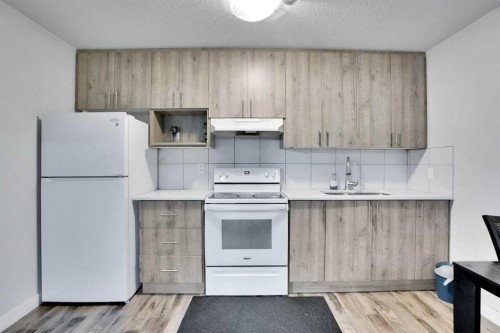 99 Savanna Way Ne, Calgary, AB - Indoor Photo Showing Kitchen