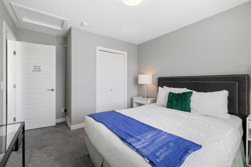 218 Willow Place, Cochrane, AB - Indoor Photo Showing Bedroom