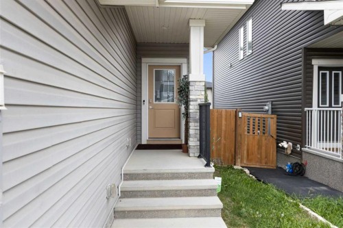 218 Willow Place, Cochrane, AB - Outdoor