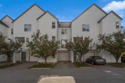 19-200 Hidden Hills Terrace NW Calgary, AB T3A 6E8