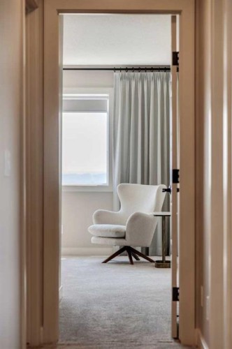 111 Sundown Crescent, Cochrane, AB - Indoor Photo Showing Other Room