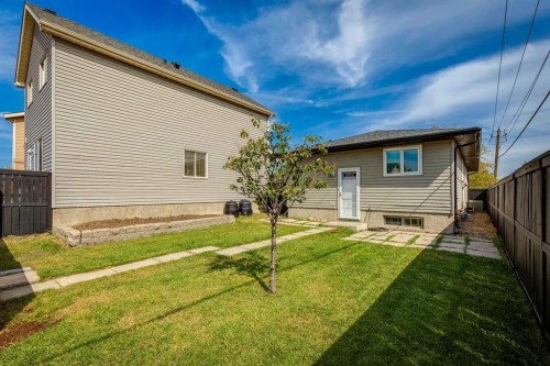 23 Erin Grove Court Se, Calgary, AB - Outdoor With Exterior