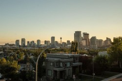 618 10 Street NE Calgary, AB T2E 4M9