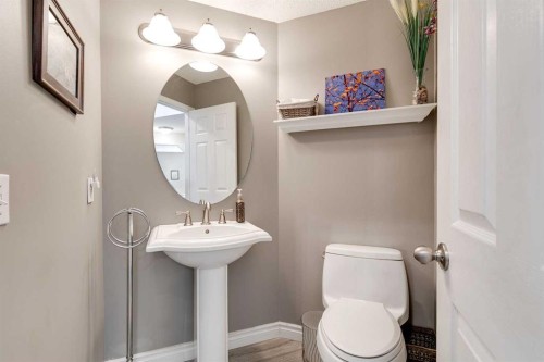 274 Mt Assiniboine Place Se, Calgary, AB - Indoor Photo Showing Bathroom