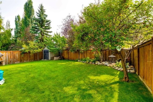 274 Mt Assiniboine Place Se, Calgary, AB - Outdoor With Backyard