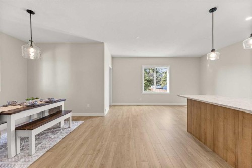 1326 23 Street, Didsbury, AB - Indoor