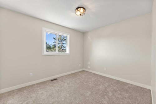 1326 23 Street, Didsbury, AB - Indoor Photo Showing Other Room