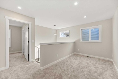 1326 23 Street, Didsbury, AB - Indoor Photo Showing Other Room