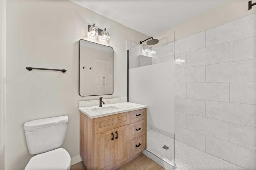 1326 23 Street, Didsbury, AB - Indoor Photo Showing Bathroom