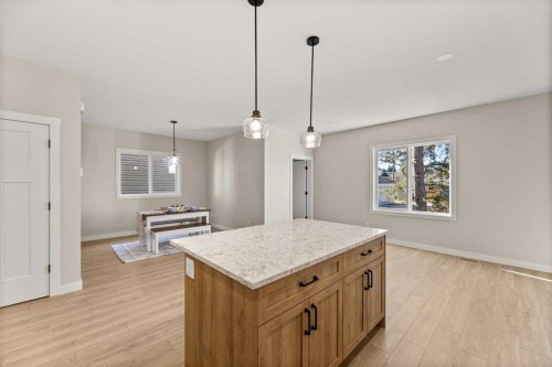 1326 23 Street, Didsbury, AB - Indoor Photo Showing Kitchen