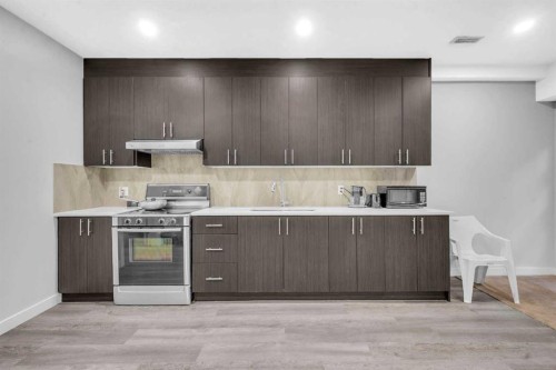 101 Springmere Road, Chestermere, AB - Indoor Photo Showing Kitchen