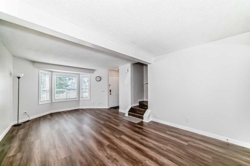 33 Martinridge Place Ne, Calgary, AB - Indoor Photo Showing Other Room