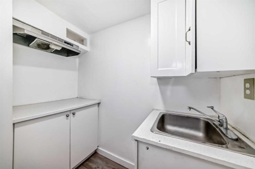 33 Martinridge Place Ne, Calgary, AB - Indoor