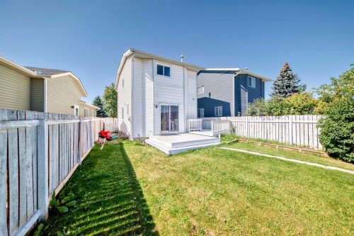 33 Martinridge Place Ne, Calgary, AB - Outdoor With Exterior