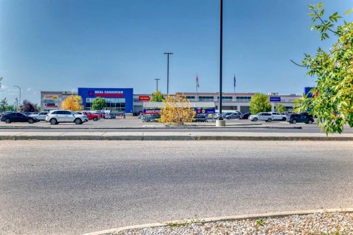 33 Martinridge Place Ne, Calgary, AB - Outdoor