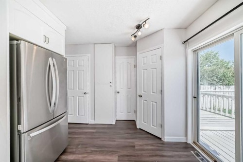 33 Martinridge Place Ne, Calgary, AB - Indoor Photo Showing Other Room