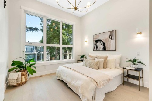 1130A Regent Crescent Ne, Calgary, AB - Indoor Photo Showing Bedroom