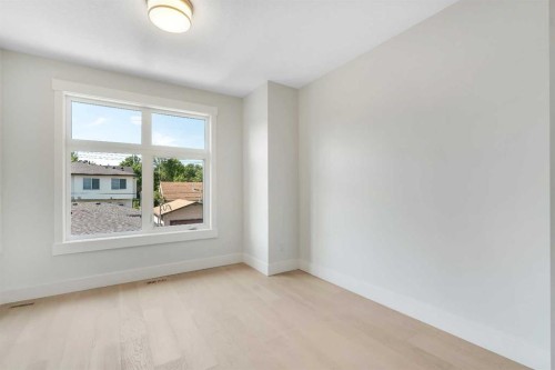 1130A Regent Crescent Ne, Calgary, AB - Indoor Photo Showing Other Room