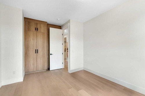 1130A Regent Crescent Ne, Calgary, AB - Indoor Photo Showing Other Room