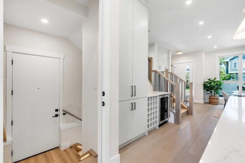 1130A Regent Crescent Ne, Calgary, AB - Indoor Photo Showing Other Room