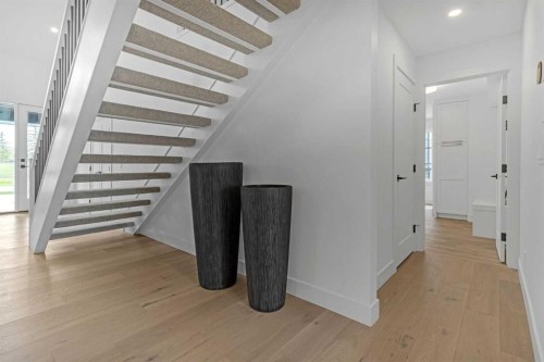 340 West Chestermere Drive, Chestermere, AB - Indoor Photo Showing Other Room