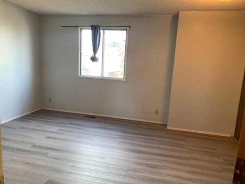 90 Abalone Crescent Ne, Calgary, AB - Indoor Photo Showing Other Room